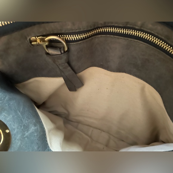 Authentic CHLOE Silver/ gray  Leather Heloise bag .In Excellent used condition. - Picture 9 of 12